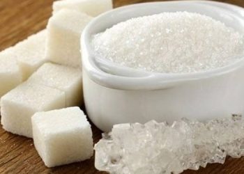 Πλαφόν και στη ζάχαρη βάζουν τα σούπερ μάρκετ