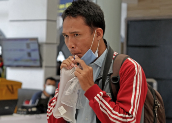 Κορωνοϊός: Εγκρίθηκε το πρώτο τεστ που ανιχνεύει τον ιό μέσω αναπνοής