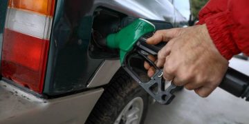 Αντίστροφη μέτρηση για το επίδομα καυσίμων – Μ. Πέμπτη ανοίγει η πλατφόρμα