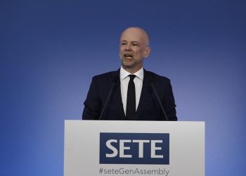 Ρέτσος: Ζητά στήριξη τουριστικών επιχειρήσεων με μεγάλη έκθεση στη Ρωσική αγορά