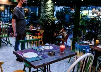 Οφειλές για χρήση μουσικής σε επιχειρήσεις: Τα ποσά και οι ημερομηνίες πληρωμών