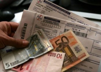 Λογαριασμοί ρεύματος: Τον Ιούλιο καταργείται η ρήτρα αναπροσαρμογή αποκάλυψε ο Παπαθανάσης