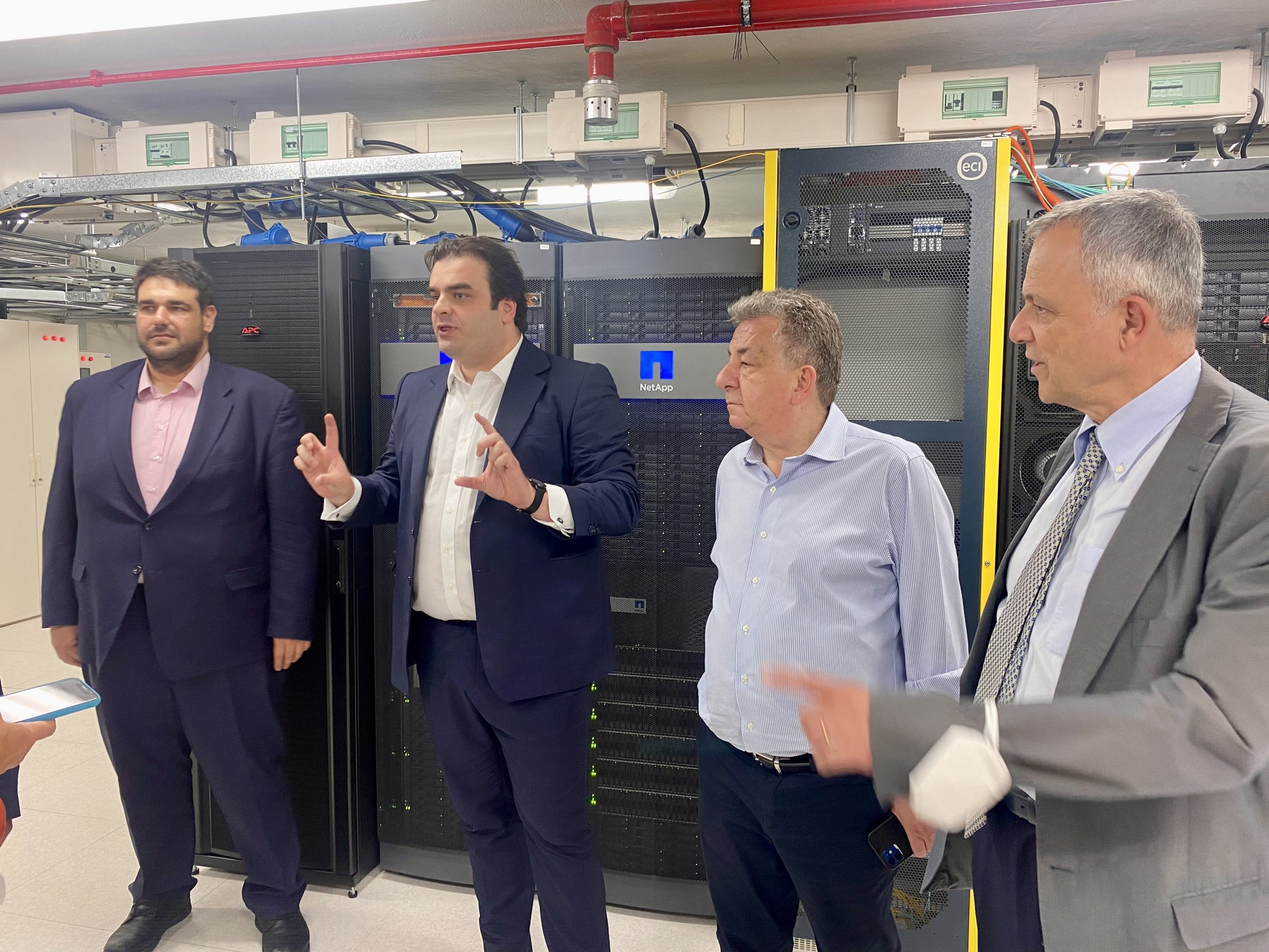 Πιερρακάκης: Το «Knossos 2» στην Κρήτη θα είναι ένα από τα μεγαλύτερα κέντρα δεδομένων της Ελλάδας