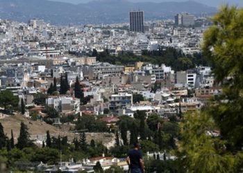 Ψηφιοποιείται μέσω ΕΣΠΑ το χαρτοφυλάκιο 20 Μητροπόλεων για περίπου 25.500 ακίνητα