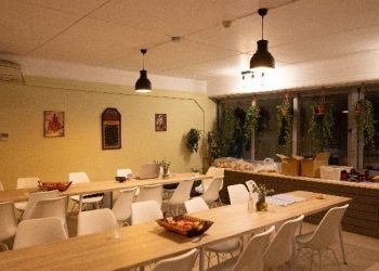 Κλιματιζόμενους χώρους λόγω των υψηλών θερμοκρασιών άνοιξαν οι δήμοι της Αττικής