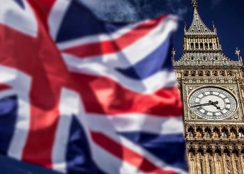 Bloomberg για Βρετανία: Έκτακτα σχέδια για οργανωμένες διακοπές ρεύματος τον χειμώνα