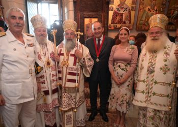 H Εκκλησία της Κρήτης τίμησε τον Γιάννη Πλακιωτάκη με την ανώτατη διάκριση