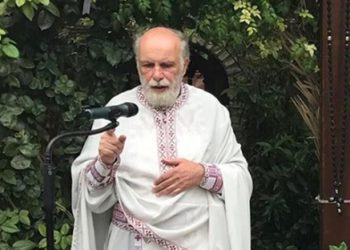 Άγιοι Ισίδωροι Λυκαβηττού – Ιερέας: “Στενοχωριέμαι πολύ, έχω εμπιστοσύνη στο Θεό”