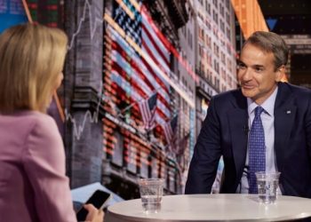 Κυρ. Μητσοτάκης στο Bloomberg: "Είναι εξωφρενικό η Τουρκία που εργαλειοποιεί τους μετανάστες να κατηγορεί την Ελλάδα" (video)