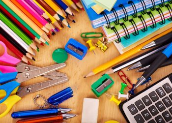 Επιστροφή στα θρανία με «τσουχτερές» τιμές—Πόσο κοστίζουν φέτος τα σχολικά είδη