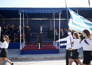 Μητσοτάκης: «Το δικό μας χρέος είναι να παραδώσουμε στην επόμενη γενιά μία πατρίδα πιο ισχυρή, πιο ασφαλή, πιο ευημερούσα, μία πατρίδα πιο δίκαιη» (βίντεο)