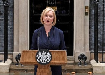 Παραιτήθηκε η πρωθυπουργός της Βρετανίας Λιζ Τρας