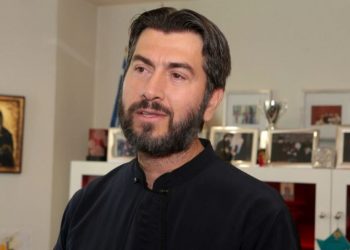 Κιβωτός του Κόσμου – Πατέρας Αντώνιος: «Κάποια παιδιά δεν μας συγχωρούν ότι πήραμε τη θέση των γονιών τους»