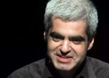 Πάνω από 100 βίντεο παιδικής πορνογραφίας στον υπολογιστή του συγγραφέα Βασίλη Παπαθεοδώρου