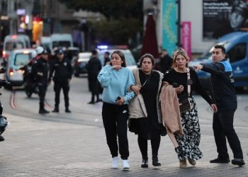 Τουρκία: Ο πρόεδρος Ερντογάν μιλά για μια βομβιστική επίθεση που "μυρίζει τρομοκρατία"