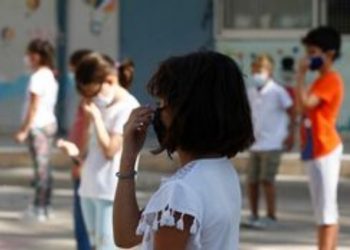 Η παραβίαση των δικαιωμάτων των παιδιών μέσα στις δομές και ο θεσμός της αναδοχής ως επικρατούσα λύση στο πρόβλημα