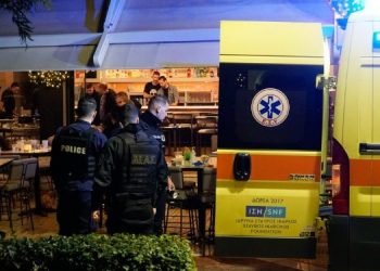 Νέα Σμύρνη: Δύο νεκροί από τους πυροβολισμούς στην καφετέρια – Συγκλονιστικό βίντεο!
