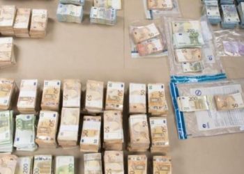 1,5 εκατ. ευρώ έχουν κατασχεθεί στα σπίτια εμπλεκομένων του «QatarGate» – Παύθηκε η Καϊλή από αντιπρόεδρος του Ευρωπαϊκού Κοινοβουλίου