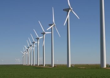 Στο 40% διατηρεί η ΕΕ τον στόχο για τις ανανεώσιμες πηγές ενέργειας