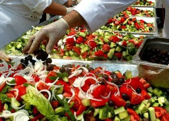 Η μεσογειακή διατροφή μειώνει τον κίνδυνο προεκλαμψίας και άλλων επιπλοκών της εγκυμοσύνης