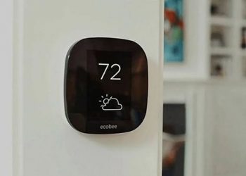 Σε “έξυπνα” κουφώματα και ευφυείς θερμοστάτες επενδύουν 6 στους 10 πολίτες