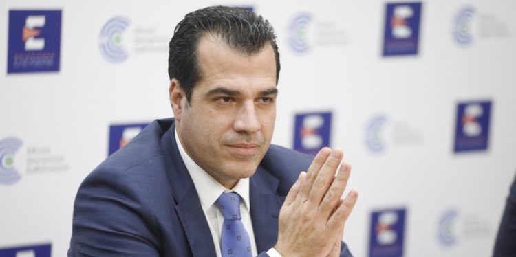 Συνέντευξη Τύπου για την αντιμετώπιση των ελλείψεων σε συγκεκριμένα φάρμακα στο υπουργείο Υγείας, παραχωρούν, ο υπουργός Υγείας Θάνος Πλεύρης, ο πρόεδρος του ΕΟΦ, Δημήτρης Φιλίππου και ο πρόεδρος του ΙΦΕΤ Γιάννης Σωτηρίου.  Τετάρτη 4 Ιανουαρίου 2023 (ΚΟΝΤΑΡΙΝΗΣ ΓΙΩΡΓΟΣ / EUROKINISSI)