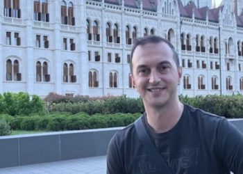 Συντριβή Phantom: Κορυφώνεται η αγωνία για τον κυβερνήτη