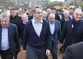 Στο Ηράκλειο ο Μητσοτάκης: “Το εργοτάξιο του ΒΟΑΚ η καλύτερη απάντηση της κυβέρνησης στην τοξικότητα του ΣΥΡΙΖΑ”