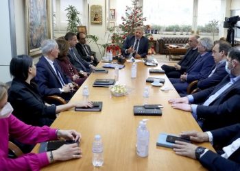 Πάνω από 7,5 εκατ. ευρώ για την ενεργειακή αναβαθμιση 21 σχολείων σε πέντε δήμους