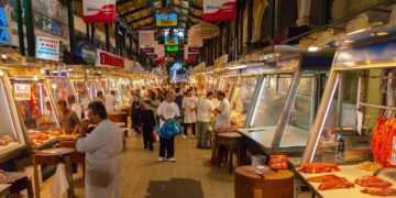 Την Τετάρτη οι ανακοινώσεις για το “καλάθι του Πάσχα”, έρχεται και το “καλάθι του νονού”