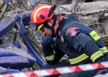 Στους 57 οι επιβεβαιωμένοι νεκροί από το σιδηροδρομικό δυστύχημα στα Τέμπη (VIDEO)