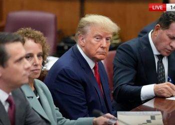 «Αθώος» δήλωσε ο Τραμπ στο δικαστήριο – Αφέθηκε ελεύθερος μέχρι τη δίκη