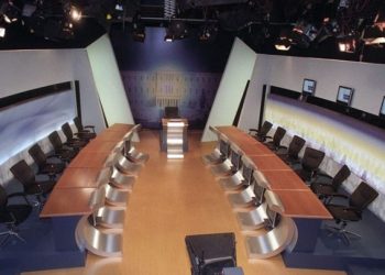 Debate: Απόψε η τηλεμαχία των πολιτικών αρχηγών – Ποιες είναι οι θεματικές ενότητες