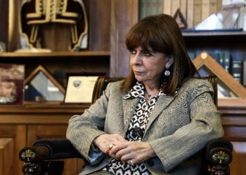 Σύσκεψη των πολιτικών αρχηγών υπό την Πρόεδρο της Δημοκρατίας