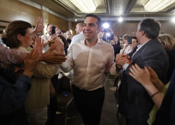 Τσίπρας: “Ηταν οδυνηρό σοκ – Η ευθύνη είναι πρωτίστως δική μου”