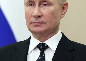 Πούτιν: “Έτοιμος για εποικοδομητικό διάλογο με όσους θέλουν την ειρήνη”