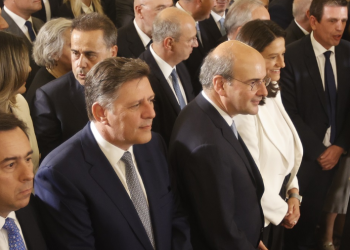 Ορκίστηκε η νέα κυβέρνηση