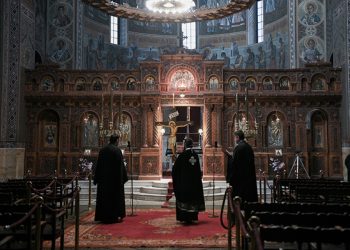 Σε εκκρεμότητα οι αποφάσεις για προσλήψεις ιερέων