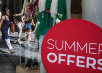 Τη Δευτέρα 10 Ιουλίου ξεκινούν οι θερινές εκπτώσεις