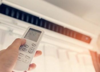 ΥΠΕΝ: Μέτρα για την αντιμετώπιση του καύσωνα – Τι κάνουμε με κλιματισμό, ηλεκτρικές συσκευές