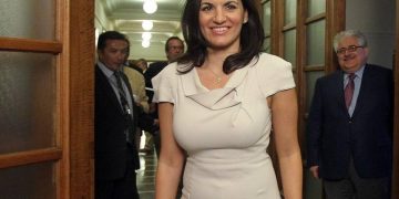 Όλγα Κεφαλογιάννη: “Χρονιά επιστροφής στην κανονικότητα για τον τουρισμό, το 2023”