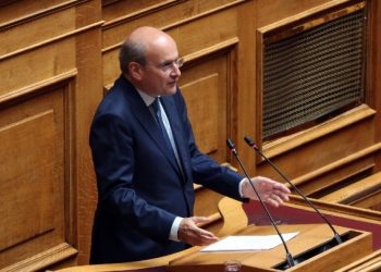Χατζηδάκης: Κάνουμε πράξεις τις δεσμεύσεις μας