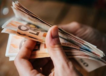 Επίδομα έως 5.748 ευρώ: Τα απαραίτητα δικαιολογητικά για να το πάρετε