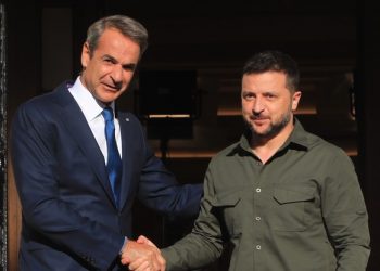 Γιατί κράτησε η Αθήνα μυστική την επίσκεψη Ζελένσκι