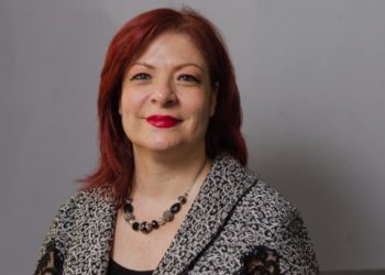 Γ. Περάκη: «Η τεχνητή νοημοσύνη μπορεί να βοηθήσει τον άνθρωπο, όχι να τον αντικαταστήσει»