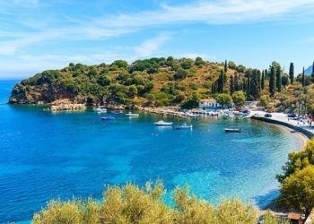 Σε λειτουργία η πλατφόρμα υποβολής αιτήσεων για διακοπές στη Βόρεια Εύβοια