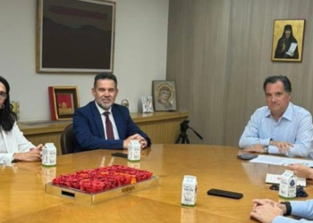 Άδωνις Γεωργιάδης: Ξεκίνησε συζήτηση για τα εργασιακά θέματα που αντιμετωπίζουν οι ασθενείς με καρκίνο