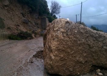 Προβλήματα από την κακοκαιρία στο επαρχιακό ορεινό δίκτυο της Ηπείρου