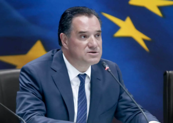 Άδωνις Γεωργιάδης για τριετίες: «Δεν τίθεται ζήτημα αναδρομικότητας» – Τι αλλάζει με το «ξεπάγωμα» των τριετιών