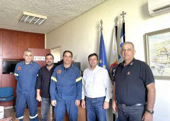 Την Πυροσβεστική Υπηρεσία επισκέφθηκε ο Αντιπεριφερειάρχης Ηρακλείου Νίκος Συριγωνάκης